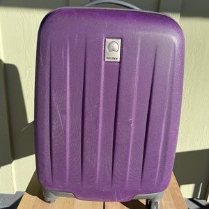 DELSEY Hard Shell Small Roller Suitcase